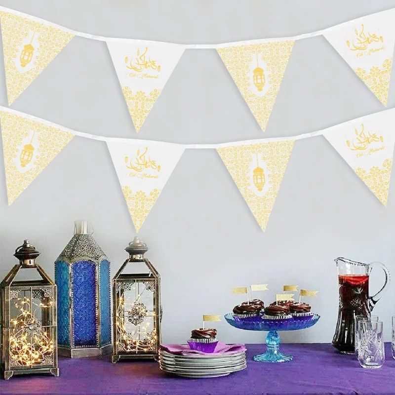 Eid Triangle Flag Bunting White Gold 300cm — packaging